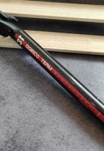 Cốt yên 3T Doric Team SB25, size 31.6mm, chất liệu Carbon dài 350mm (Hàng không hộp)